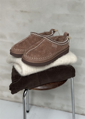 W Tasman Biarritz shoe Rocky Oak UGG